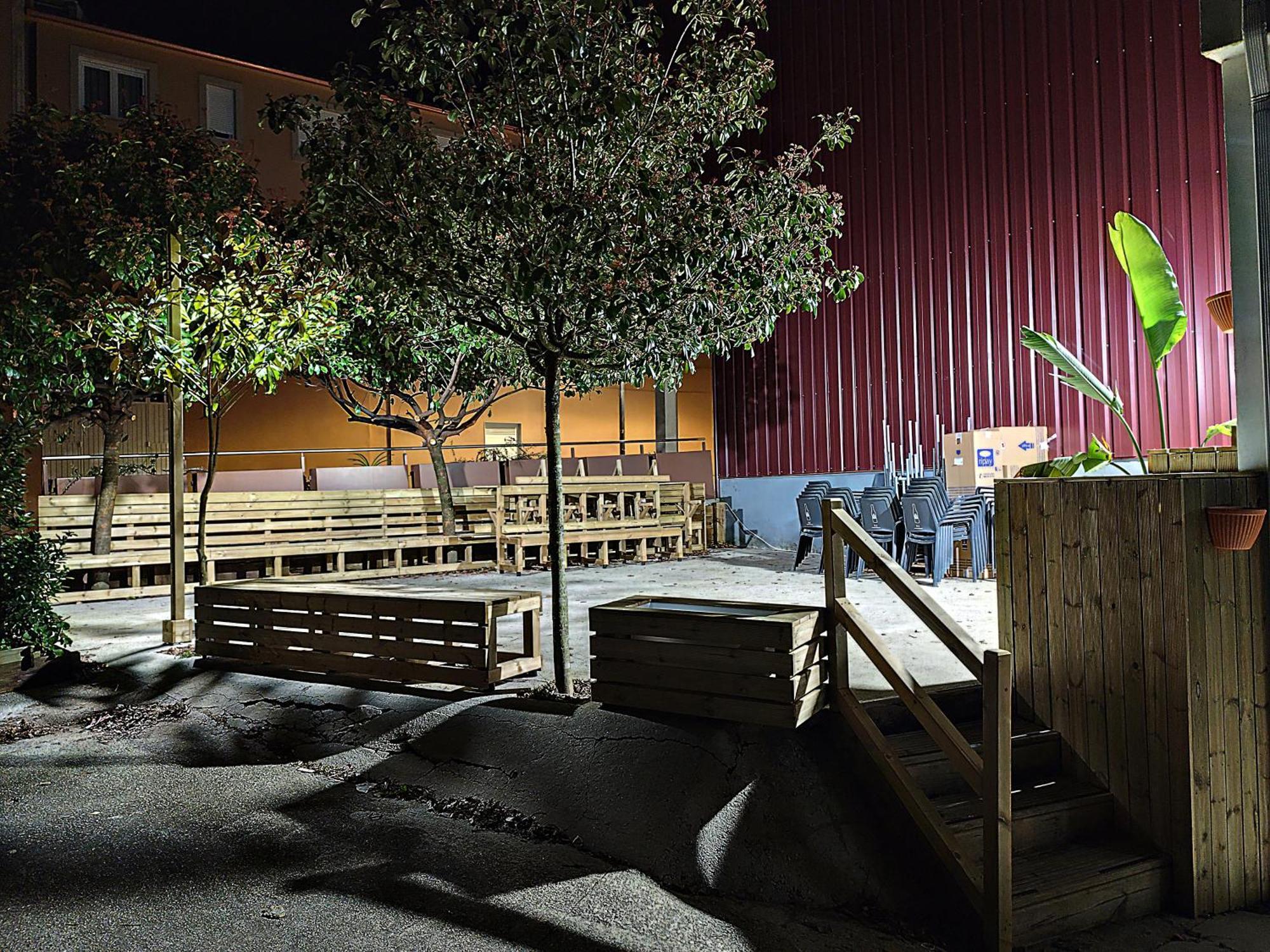 Cruce De Caminos Arzua Hostel Екстериор снимка